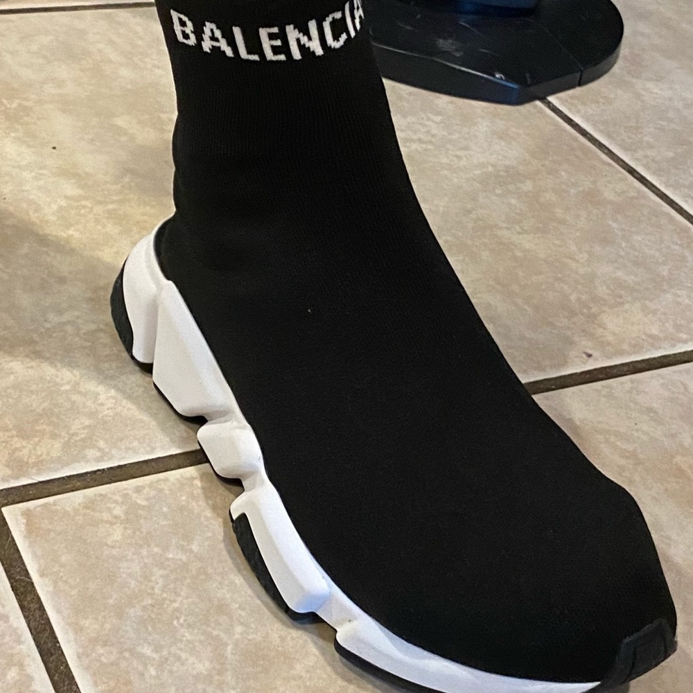 Balenciaga booties size 41, black